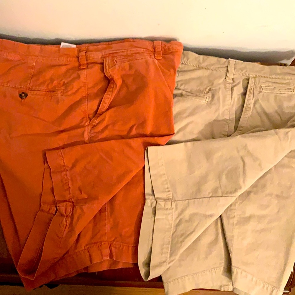 2 pair American eagle shorts